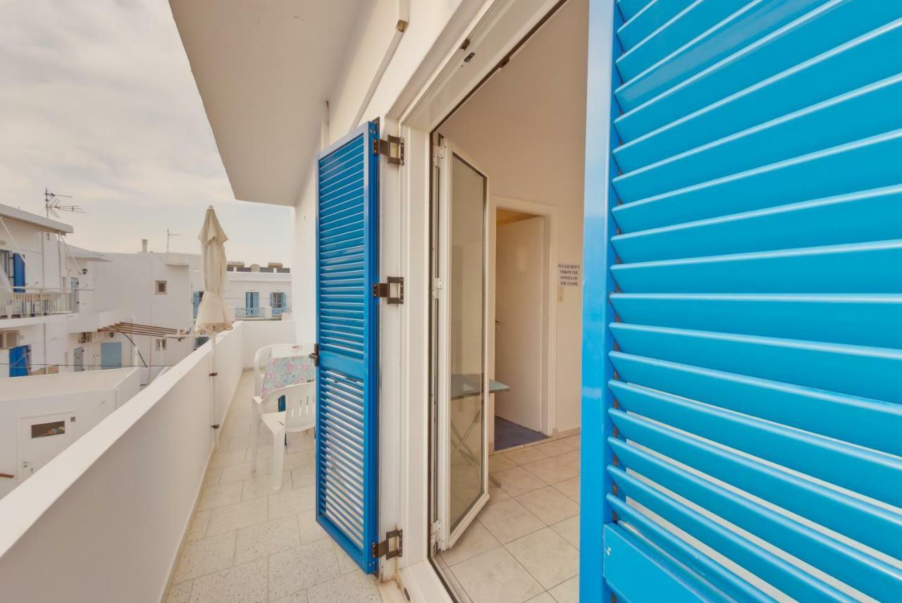 Paris Rooms Antiparos Town Exterior foto
